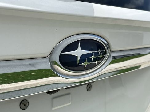 Used 2019 Subaru Ascent Limited AWD/4WD image 16