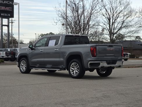 Used 2022 GMC Sierra 1500 SLT w/ SLT Premium Package image 5