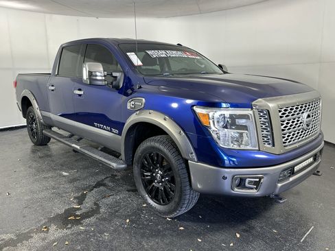 Used 2017 Nissan Titan Platinum Reserve image 2