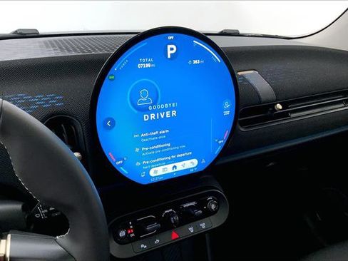 Certified 2025 MINI Cooper 2-Door Hardtop image 5