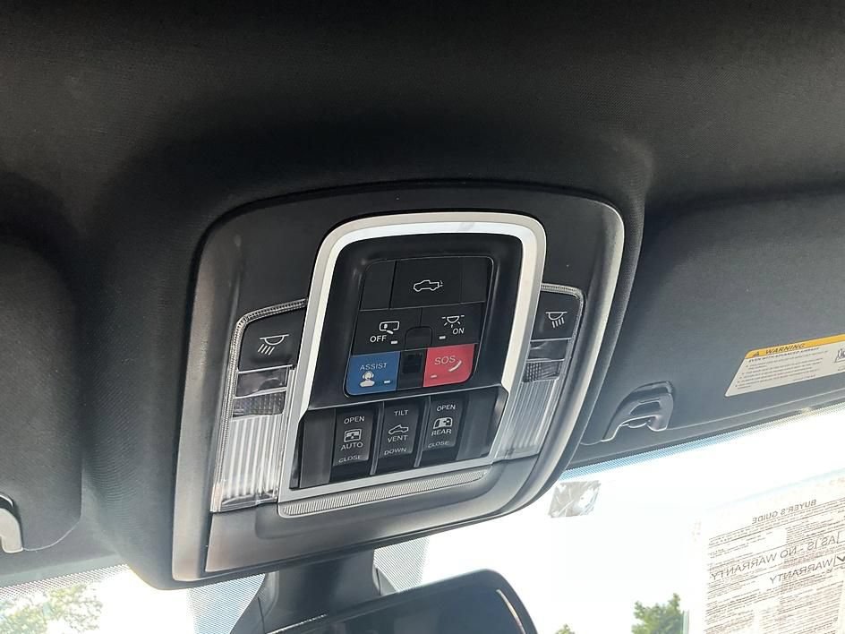 Used 2023 RAM 2500 Laramie w/ Night Edition AWD/4WD image 28