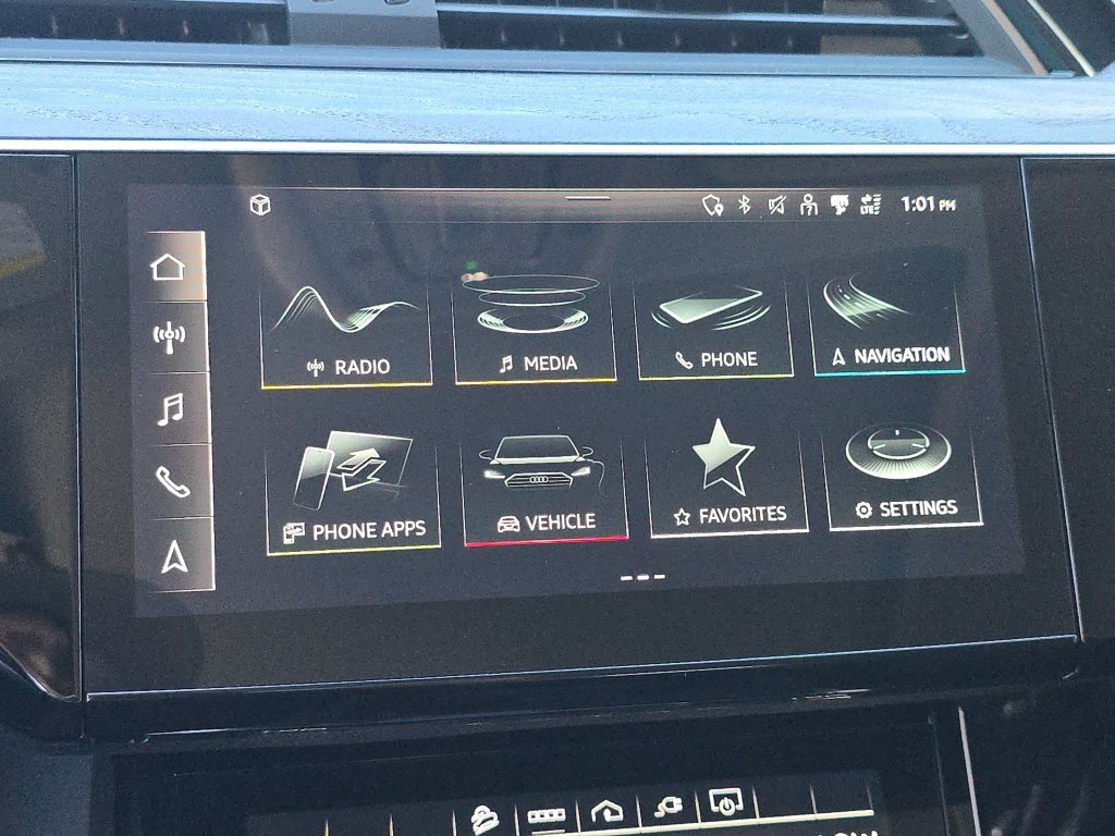 Certified 2024 Audi Q8 e-tron Premium Plus AWD/4WD image 27