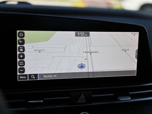 Used 2024 Hyundai Elantra SEL FWD image 36
