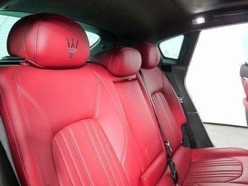 Certified 2023 Maserati Levante GT AWD/4WD image 22