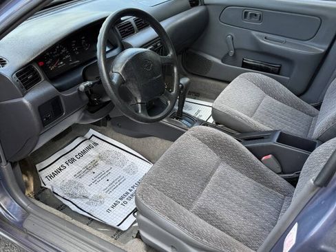 Used 1999 Nissan Sentra XE FWD image 11