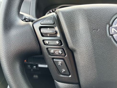 Used 2025 Nissan Frontier SV AWD/4WD image 20