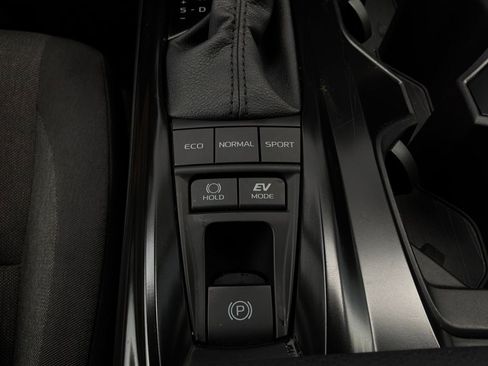 Used 2026 Toyota Camry LE FWD image 25