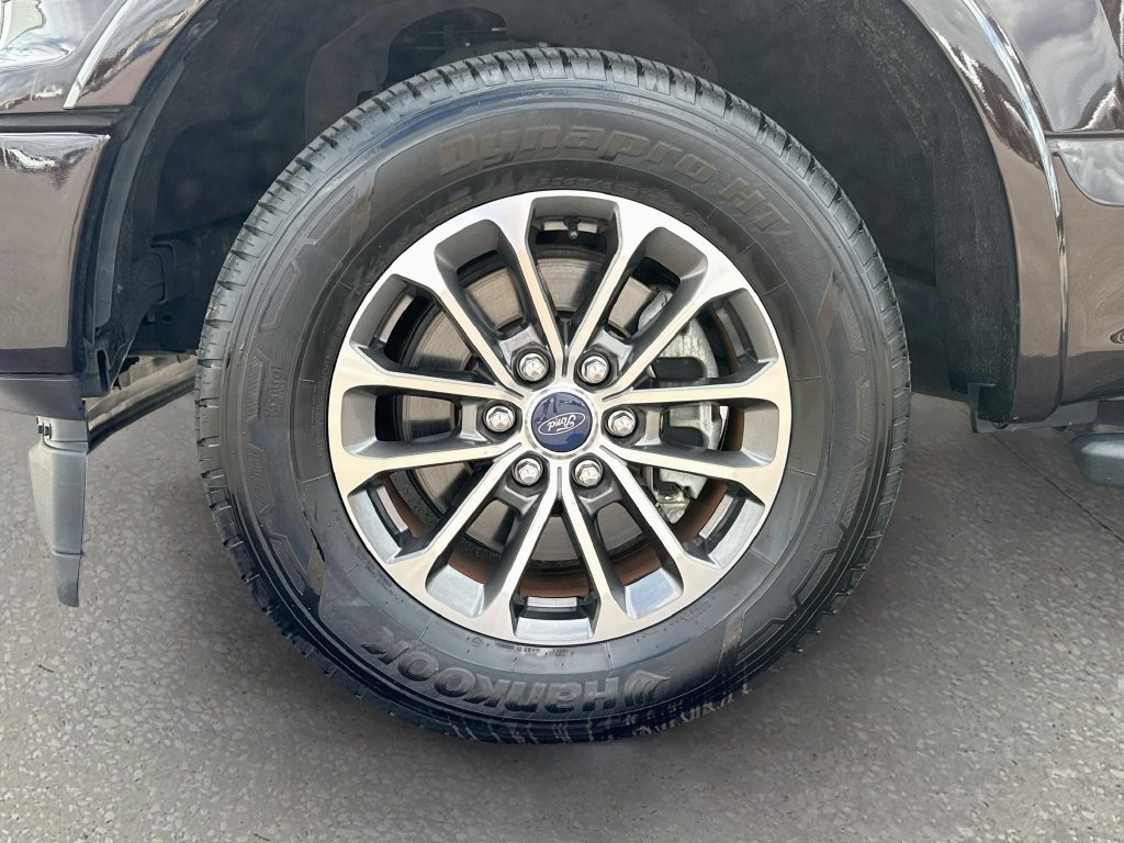 Certified 2018 Ford F150 XLT w/ Equipment Group 302A Luxury RWD image 30