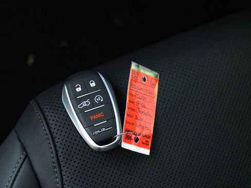 New 2024 Alfa Romeo Tonale Veloce image 60