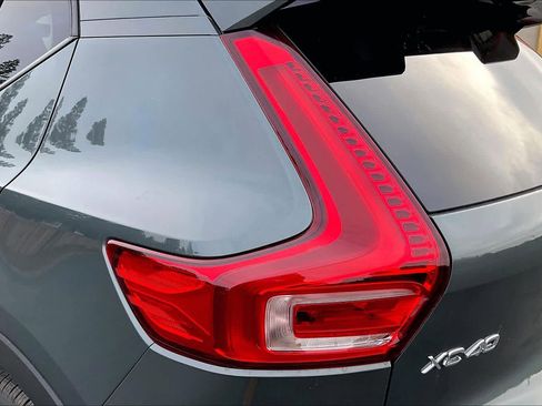 New 2026 Volvo XC40 B5 Ultra w/ Protection Package Premier image 25