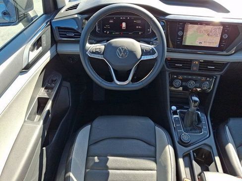 Used 2023 Volkswagen Taos SEL AWD/4WD image 14