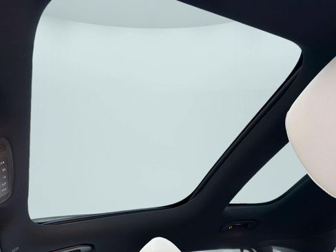 Certified 2026 Mercedes-Benz GLA 250 image 24