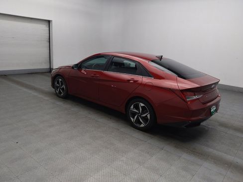 Used 2023 Hyundai Elantra Limited image 3