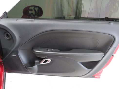 Used 2016 Dodge Challenger SXT Plus RWD image 22