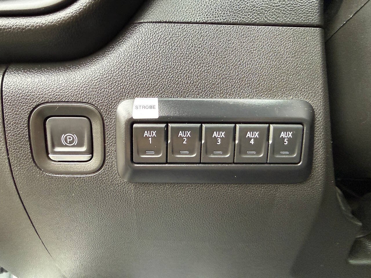 Used 2024 Chevrolet Silverado 2500 W/T w/ WT Fleet Convenience Package AWD/4WD image 40