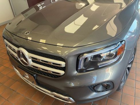 Used 2021 Mercedes-Benz GLB 250 GLB 250 image 7