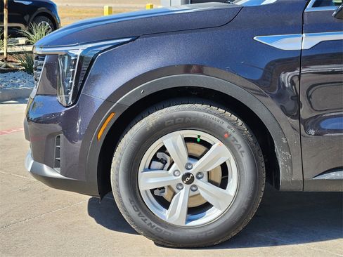 New 2026 Kia Sorento LX image 5