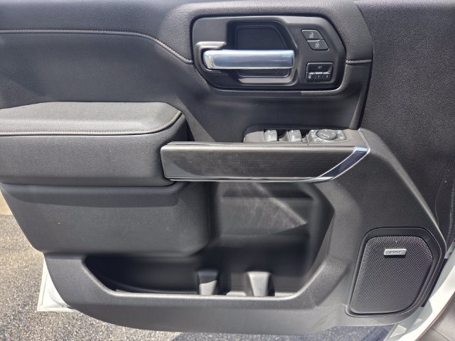 Used 2021 GMC Sierra 2500 AT4 w/ AT4 Premium Plus Package AWD/4WD image 27