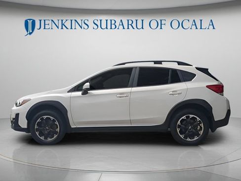 Used 2021 Subaru Crosstrek 2.0i Premium w/ Moonroof Package AWD/4WD image 5