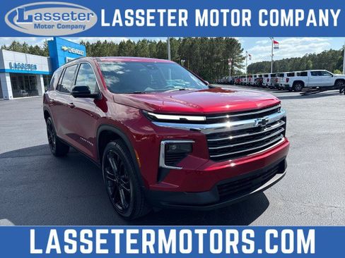 New 2026 Chevrolet Traverse LT w/ Driver Confidence Package FWD image 1