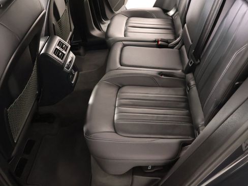 Used 2023 Audi Q5 2.0T Premium w/ Convenience Package image 12