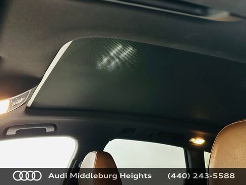 Used 2017 Audi Q5 2.0T Premium Plus w/ Technology Package image 25