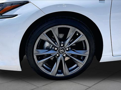 Used 2019 Lexus ES 350 F Sport w/ Accessory Package 2 FWD image 11