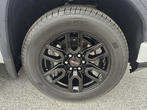 Used 2026 GMC Sierra 1500 Elevation w/ Elevation Premium Package AWD/4WD image 22