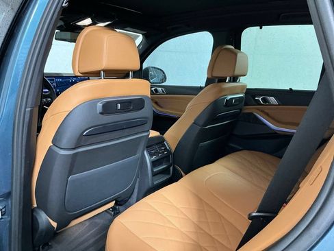 Used 2024 BMW X5 sDrive40i w/ Executive Package RWD image 25