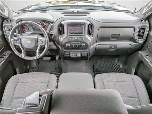 Used 2023 Chevrolet Silverado 2500 Custom w/ Custom Value Package AWD/4WD image 17