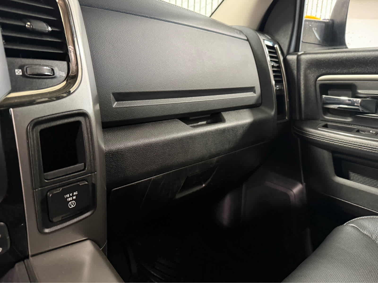 Used 2018 RAM 1500 Sport AWD/4WD image 20