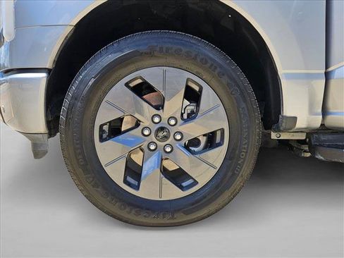 Used 2022 Ford F150 Lightning Lariat AWD/4WD image 23