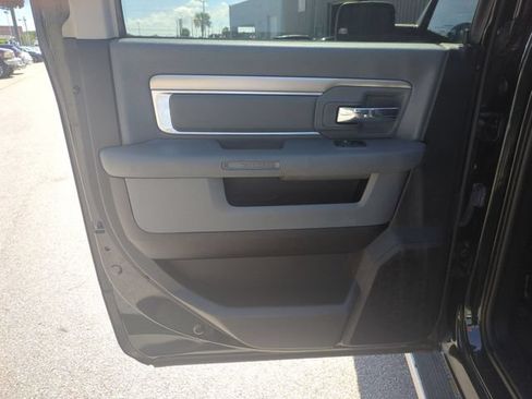 Used 2015 RAM 2500 SLT w/ Luxury Group AWD/4WD image 26