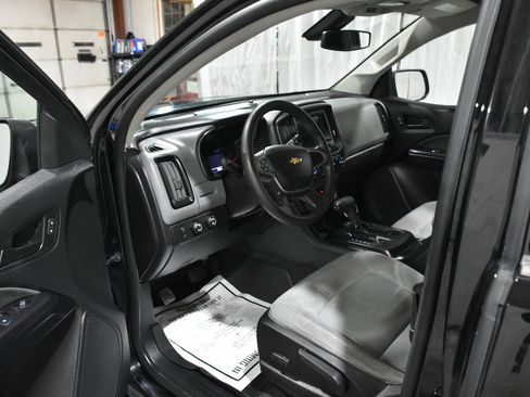 Used 2019 Chevrolet Colorado W/T w/ WT Convenience Package image 32