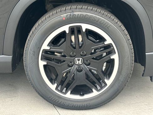 New 2026 Honda Pilot Touring image 11