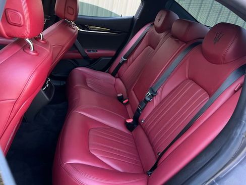 Used 2019 Maserati Ghibli image 19