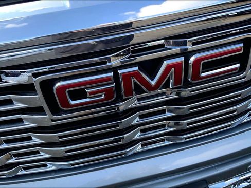 Used 2024 GMC Sierra 1500 Denali w/ Denali Reserve Package image 32