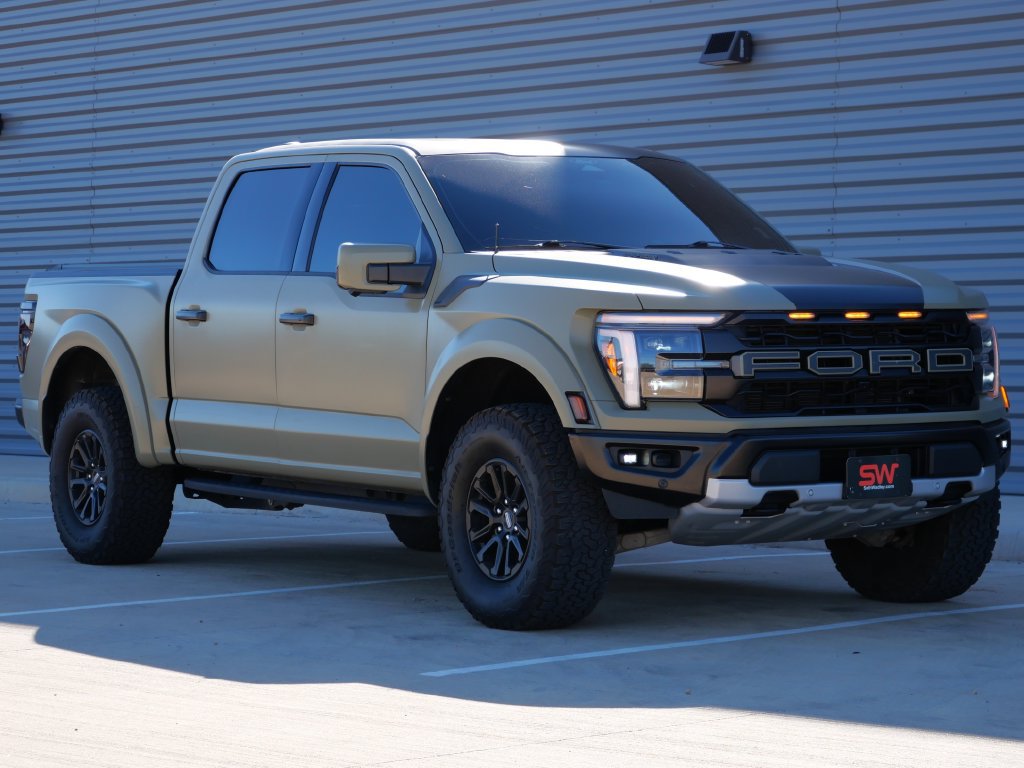 Used 2025 Ford F150 Raptor AWD/4WD image 1