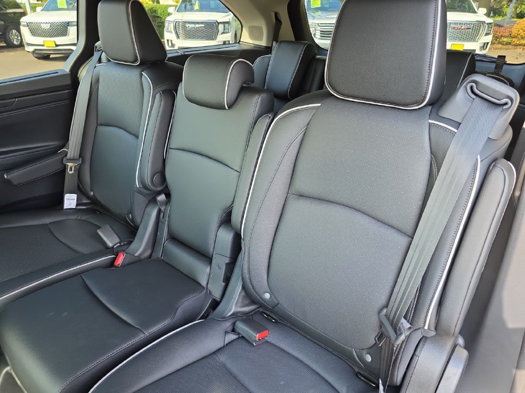 New 2026 Honda Odyssey Elite image 17