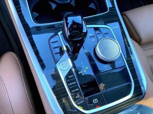 Used 2023 BMW X5 xDrive40i w/ Climate Comfort Package image 31