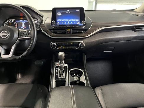 Used 2023 Nissan Altima 2.5 SV FWD image 20