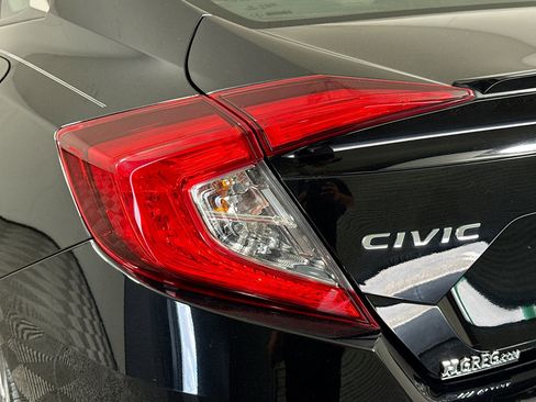 Used 2020 Honda Civic Sport image 36