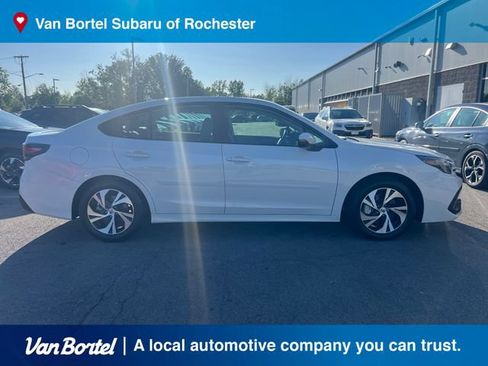Used 2024 Subaru Legacy Premium AWD/4WD image 7