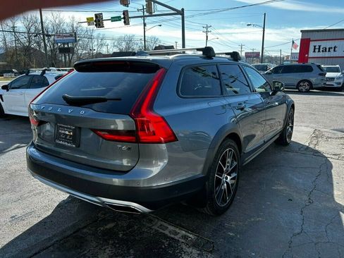 Used 2018 Volvo V90 T6 Cross Country image 5
