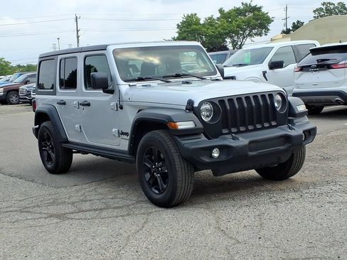 Used 2022 Jeep Wrangler Unlimited Sport AWD/4WD image 7