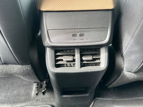 Used 2025 Chevrolet Equinox ACTIV w/ Safety and Technology Package AWD/4WD image 11