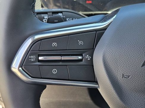 New 2026 Chevrolet Equinox LT w/ Safety and Technology Package FWD image 16