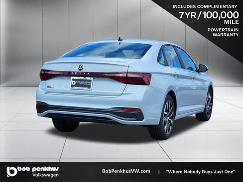 New 2026 Volkswagen Jetta SE FWD image 25