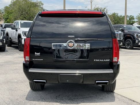 Used 2013 Cadillac Escalade ESV Platinum AWD/4WD image 5
