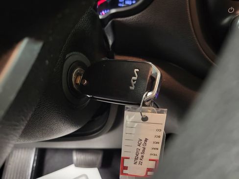 Used 2022 Kia Soul LX w/ Technology Package image 15